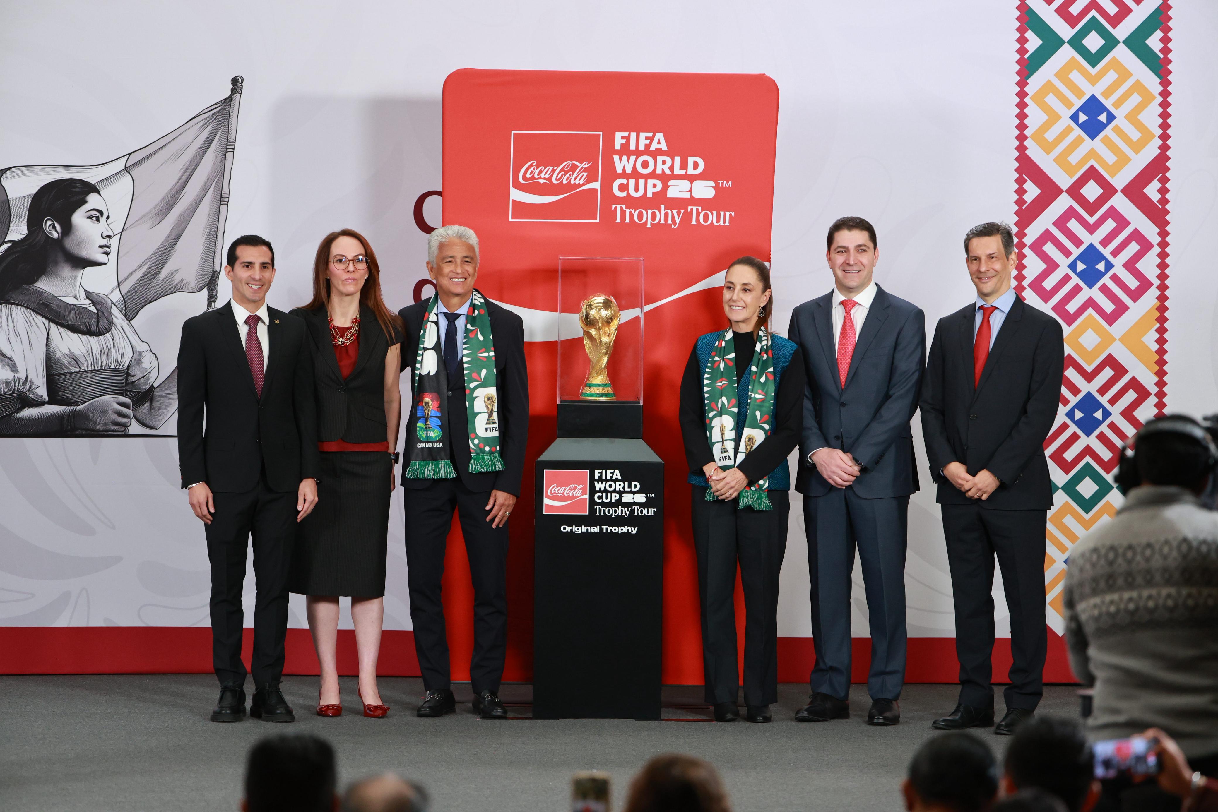 INICIA RECORRIDO DE LA COPA DEL MUNDO