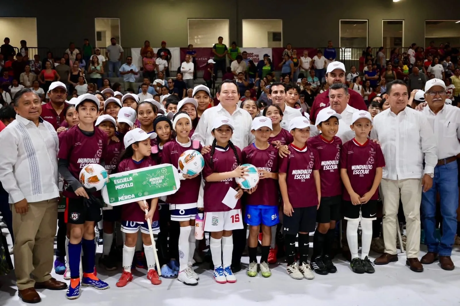 INAUGURAN ESTATAL DEL MUNDIALITO ESCOLAR