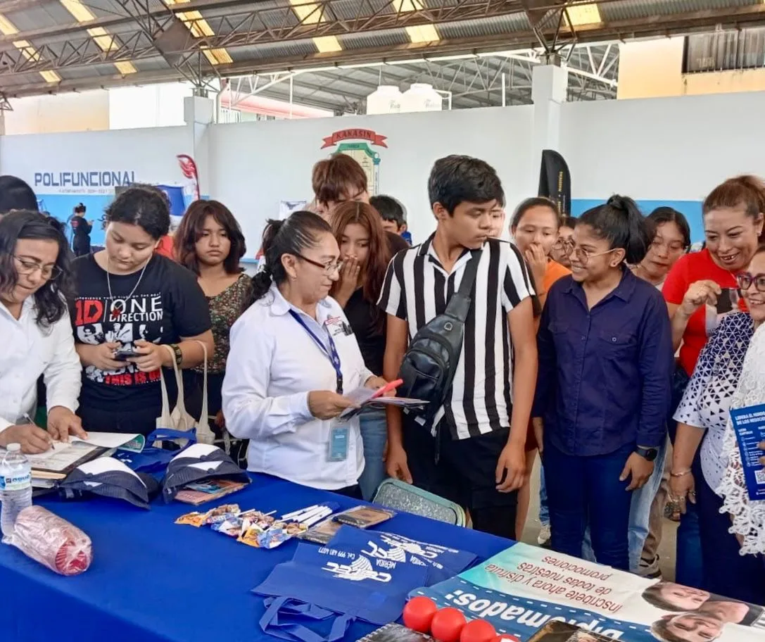 IMPULSAN FUTURO DE JOVENES DE KANASÍN