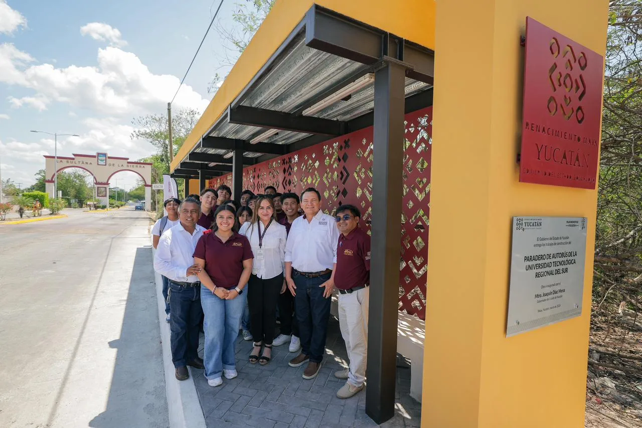 ESTUDIANTES DE LA UTS YA TIENEN PARADERO