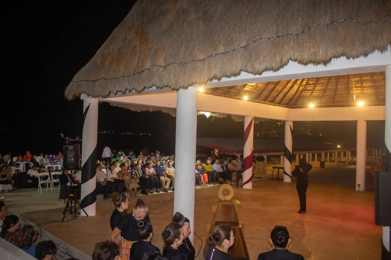 LLEGAN FAMILIAS AL COSTA CLUB