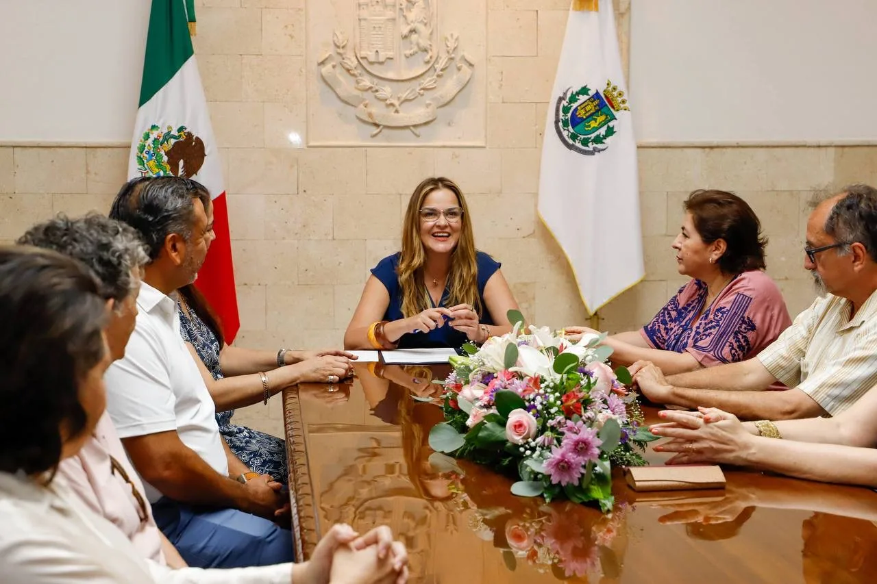 NOMBRAMIENTOS A PRIMERAS CRONISTAS DE MÉRIDA