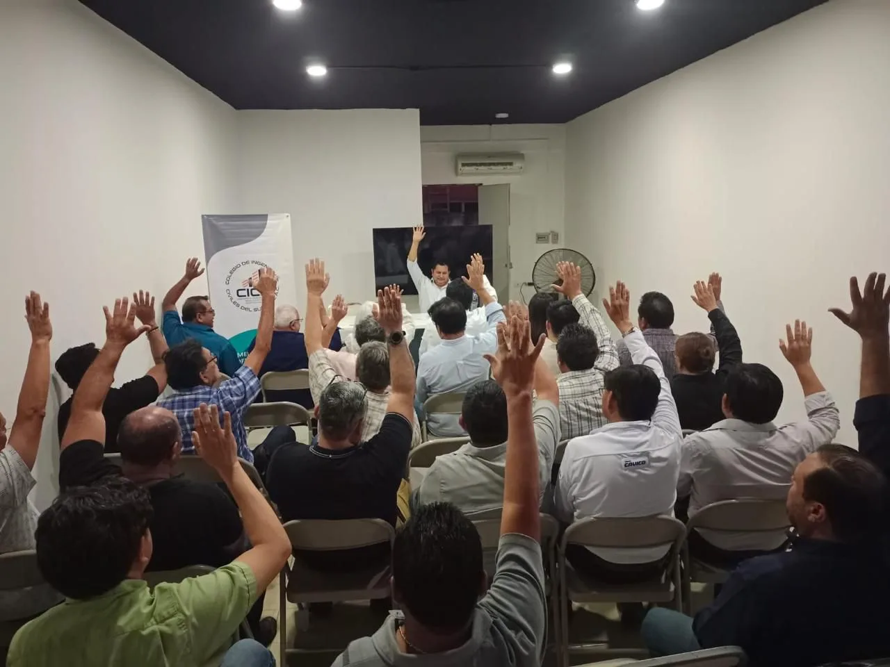 NUEVA DIRECTIVA DEL COLEGIO DE INGENIEROS CIVILES DEL SURESTE