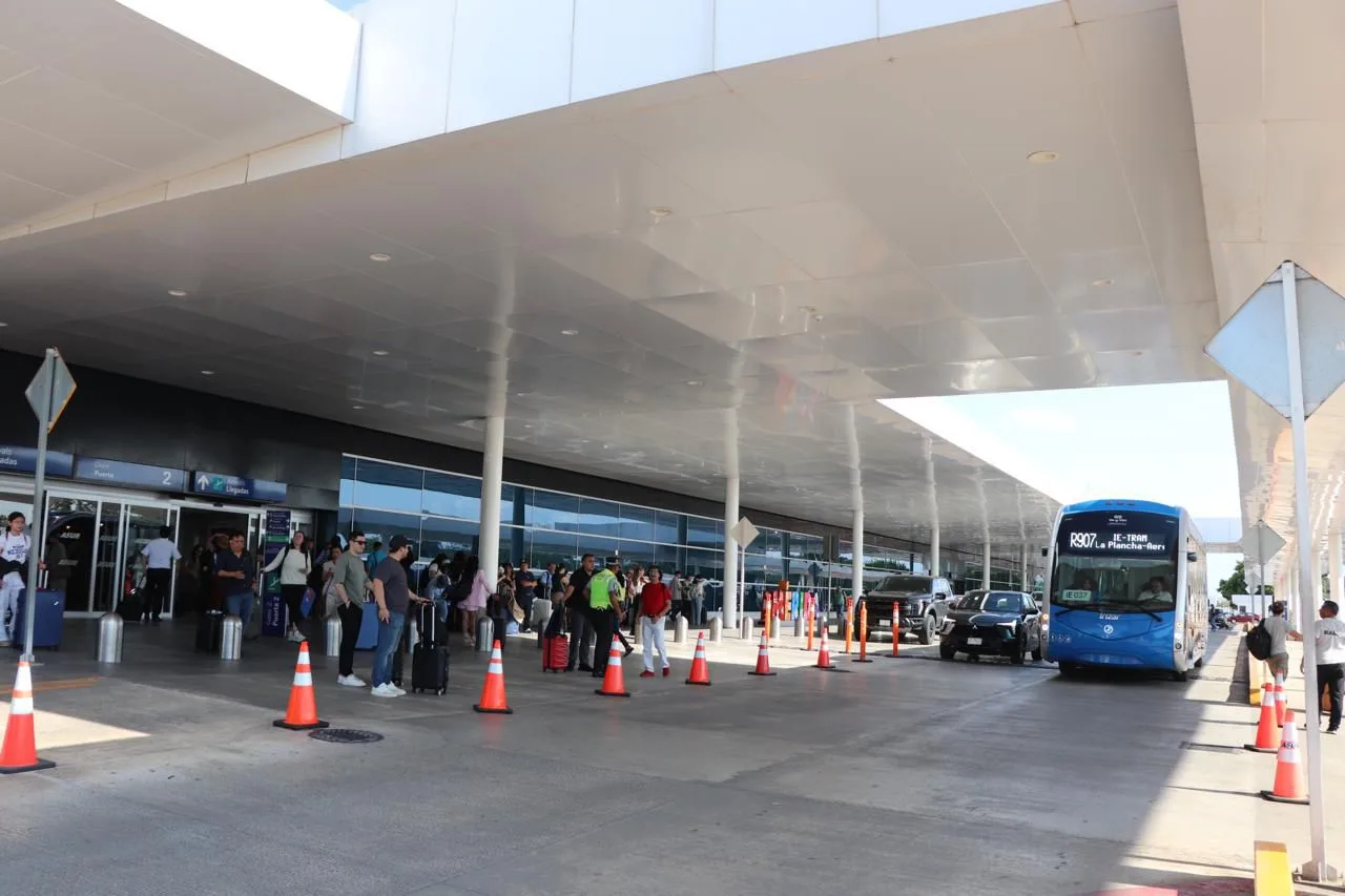 REINVENTAN RUTA AEROPUERTO