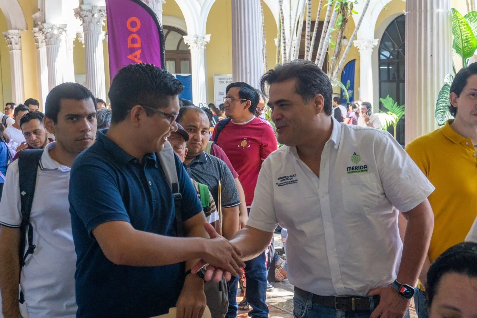 EXITOSA FERIA DEL EMPLEO EN MÉRIDA
