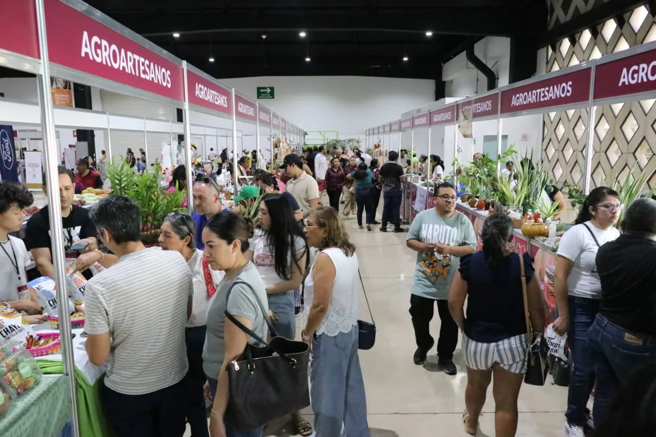 MERCADO RENACER REUNIÓ PRODUCTORES EN EXPO CAMPO 