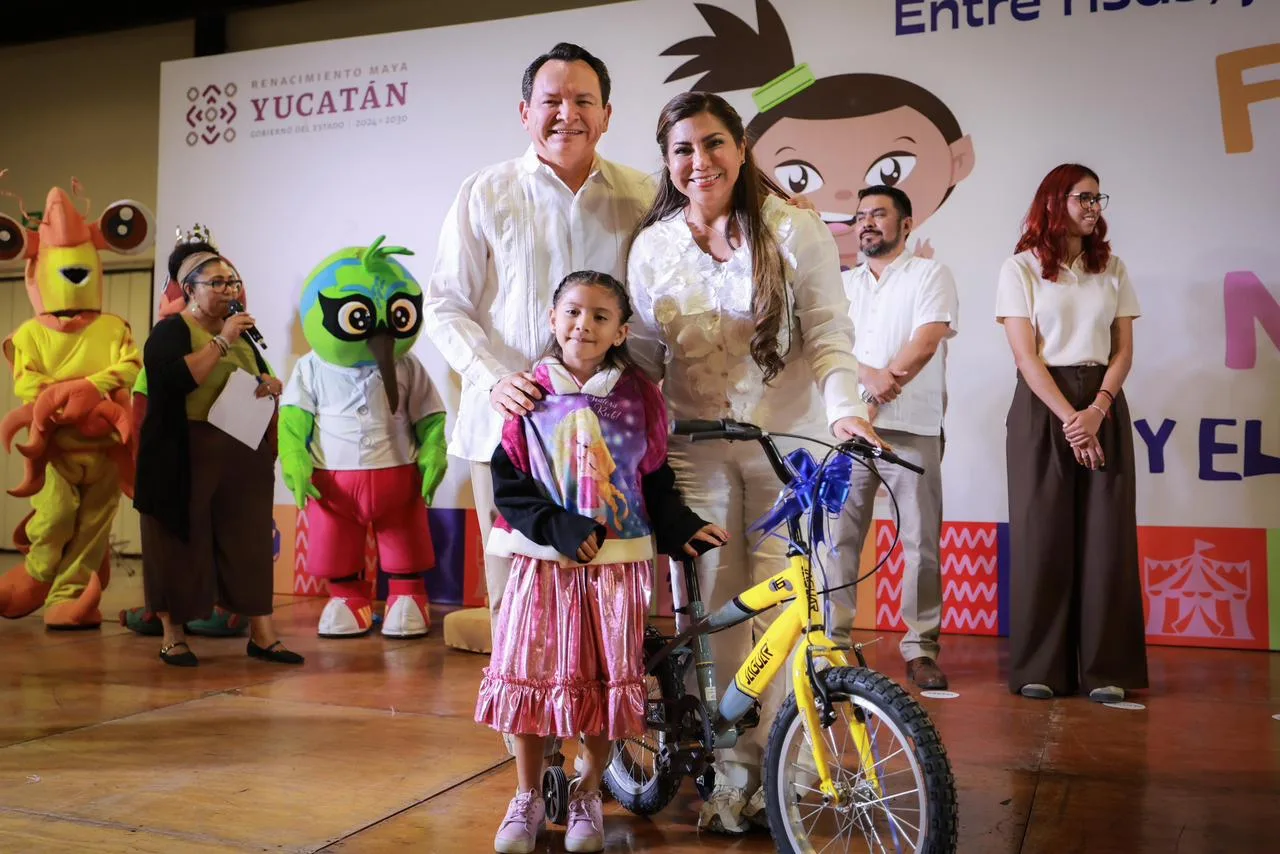 CELEBRAN A LOS NIÑOS YUCATECOS