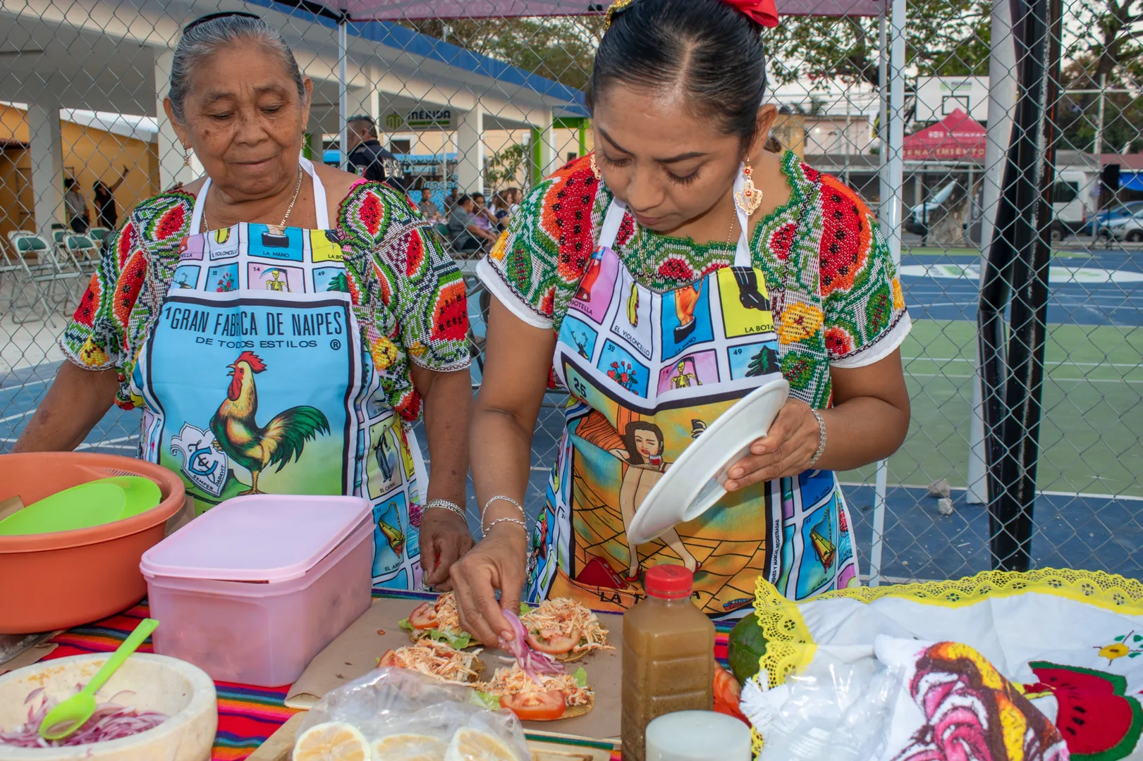 EN KOMCHEN ESTA EL SABOR TRADICIONAL DEL PANUCHO EN YUCATÁN