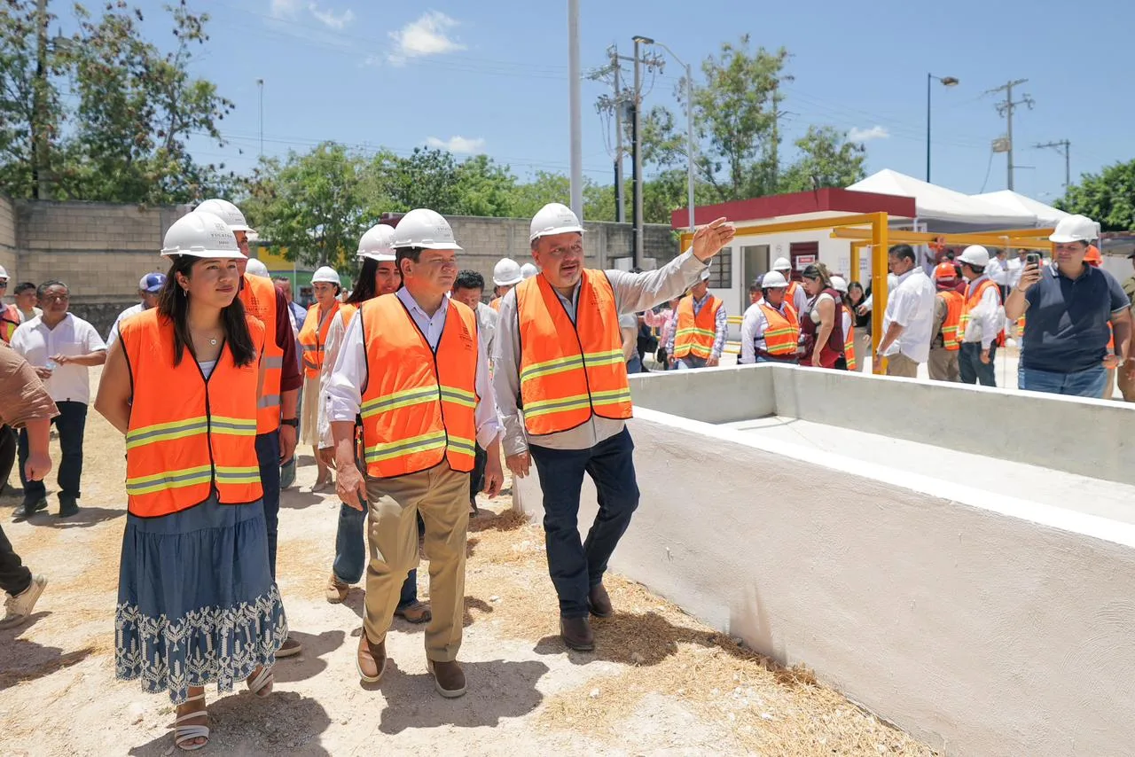 SUPERVISAN OBRA EN BENEFICIO PARA HABITANTES DEL SUR DE MÉRIDA