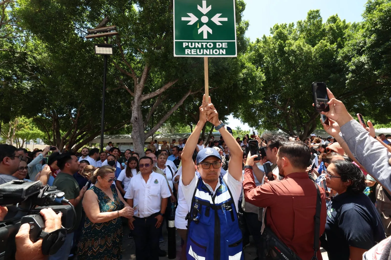 EXITOSA PARTICIPACIÓN DE MÉRIDA EN PRIMER SOMILACRO NACIONAL