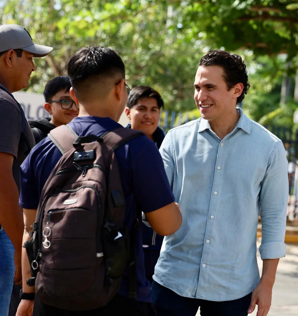 INICIATIVA PARA ACABAR CON EL MANDADERO EN PRÁCTICAS PROFESIONALES O SERVICIO SOCIAL