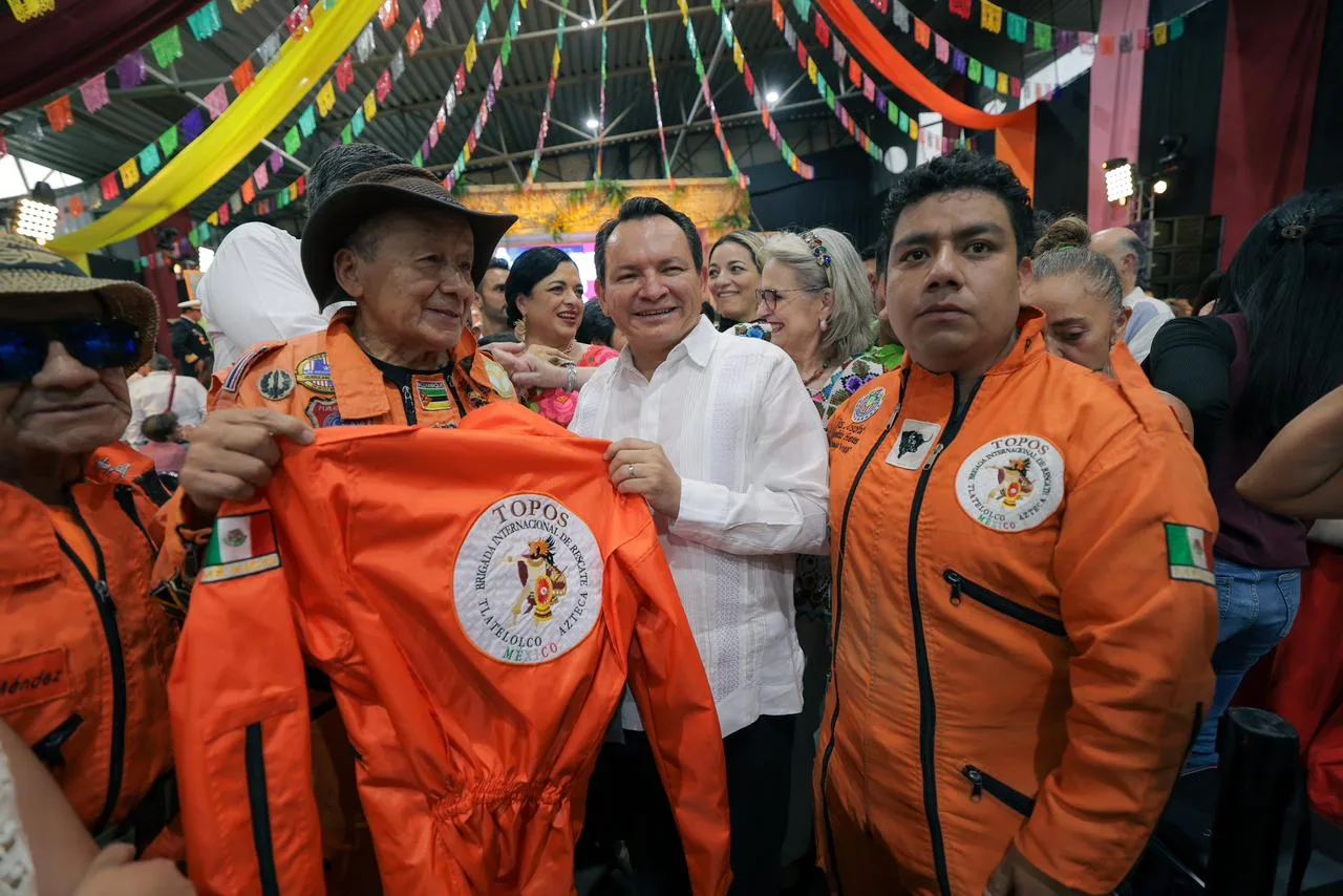 SEMANA DE YUCATAÁN EN CDMX REUNIO AL GOBERNADOR JOAQUÍN DÍAZ Y A LOS TOPOS