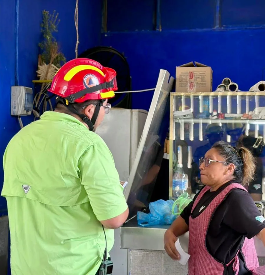SUPERVISAN MERCADO DE KANASÍN