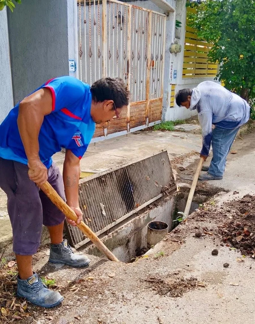KANASÍN INTENSIFICA LIMPIEZA DE POZOS Y REJILLAS PLUVILAS
