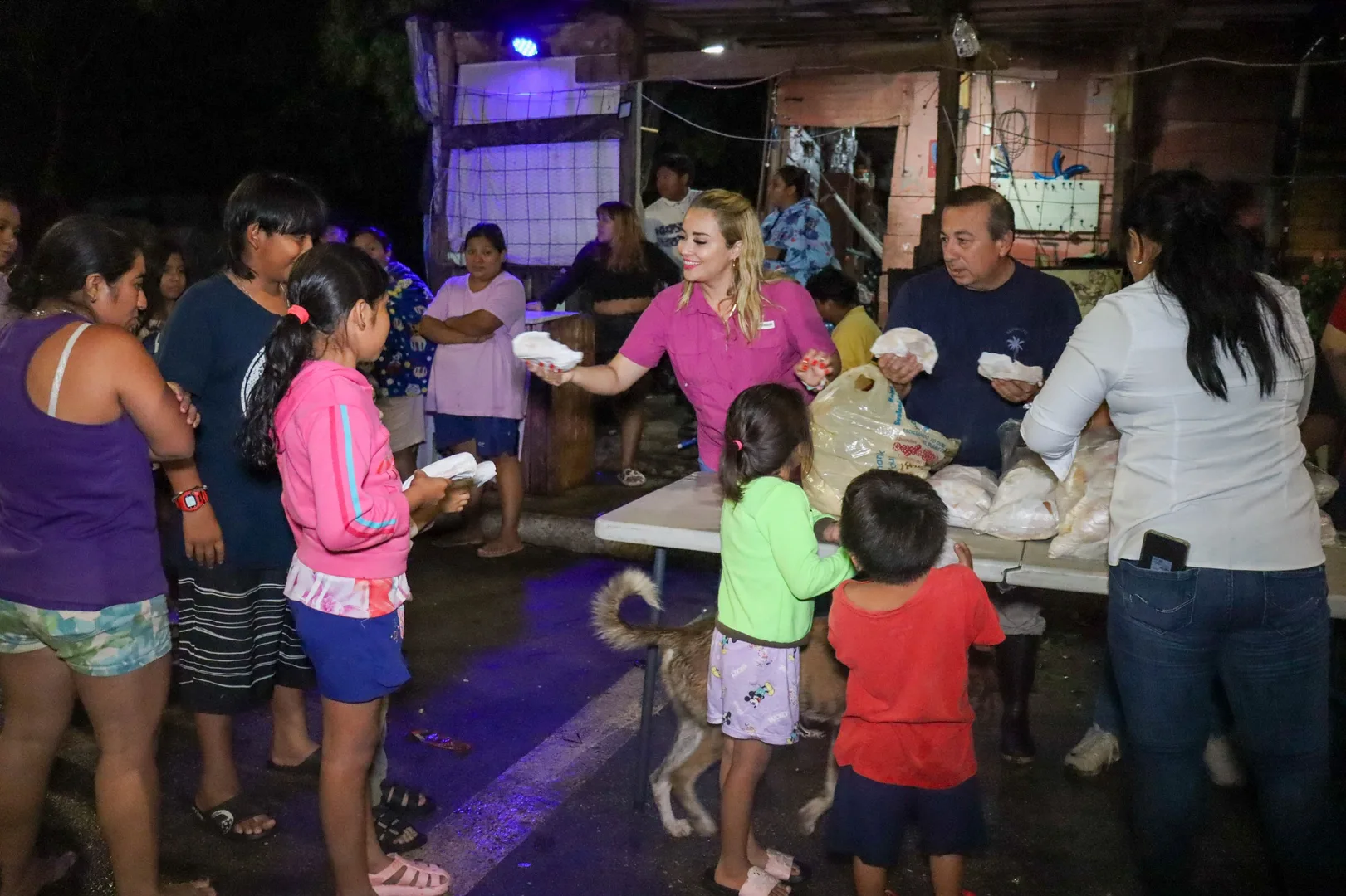 APOYAN A FAMILIAS DEL SUR DE MÉRIDA