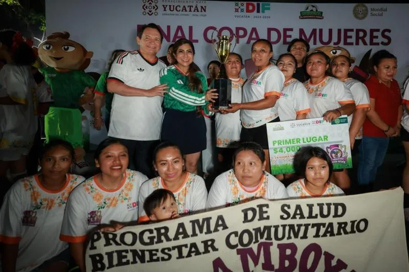 IMPULSAN FÚTBOL FEMENIL CON COPA DE MUJERES DIF