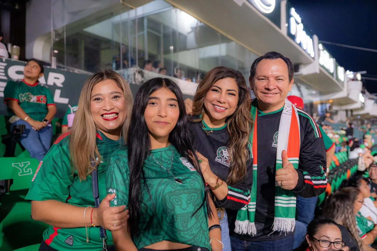 MILES DE PERSONAS VIVIERON LA PASIÓN DEL FÚTBOL EN ZONAS FAN DE YUCATÁN