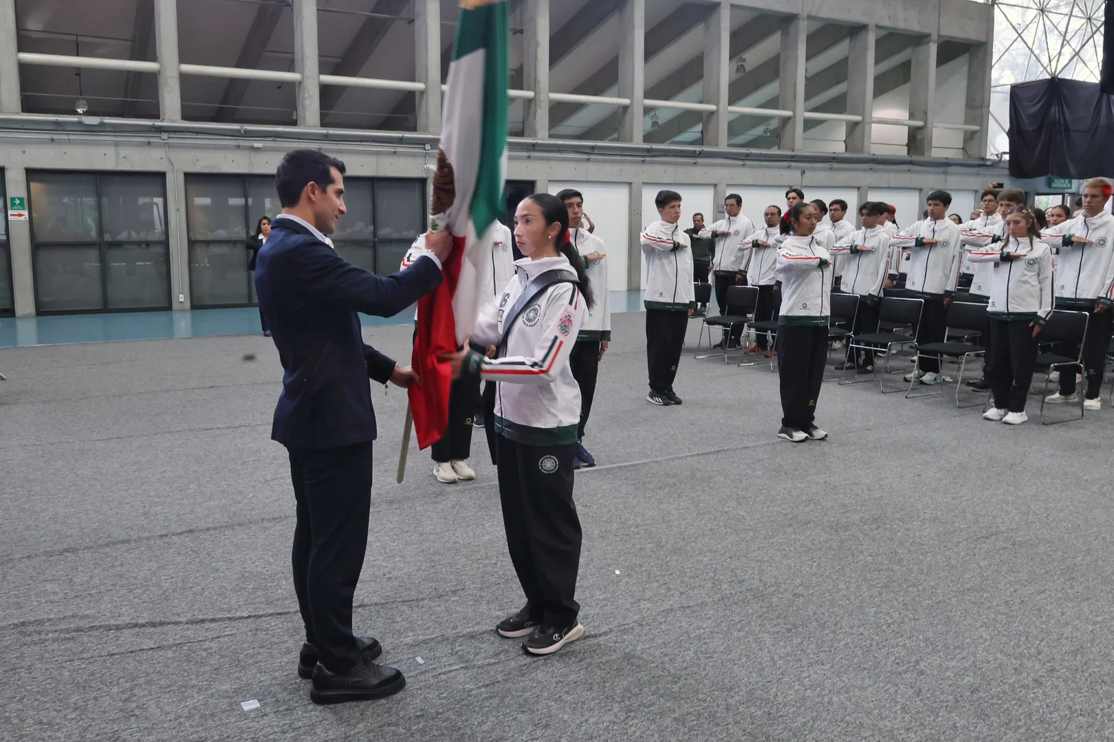 ABANDERAN SELECCIÓN DE DISCO VOLADOR