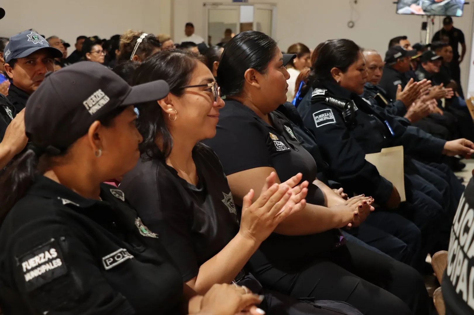 CONCLUYEN POLICÍAS MUNICIPALES SU CAPACITACIÓN PARA ATENDER VIOLENCIA DE GÉNERO