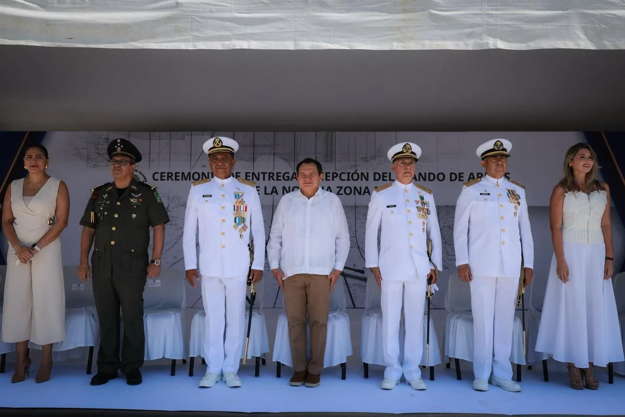 RENUEVA SU MANDO LA NOVENA ZONA NAVAL