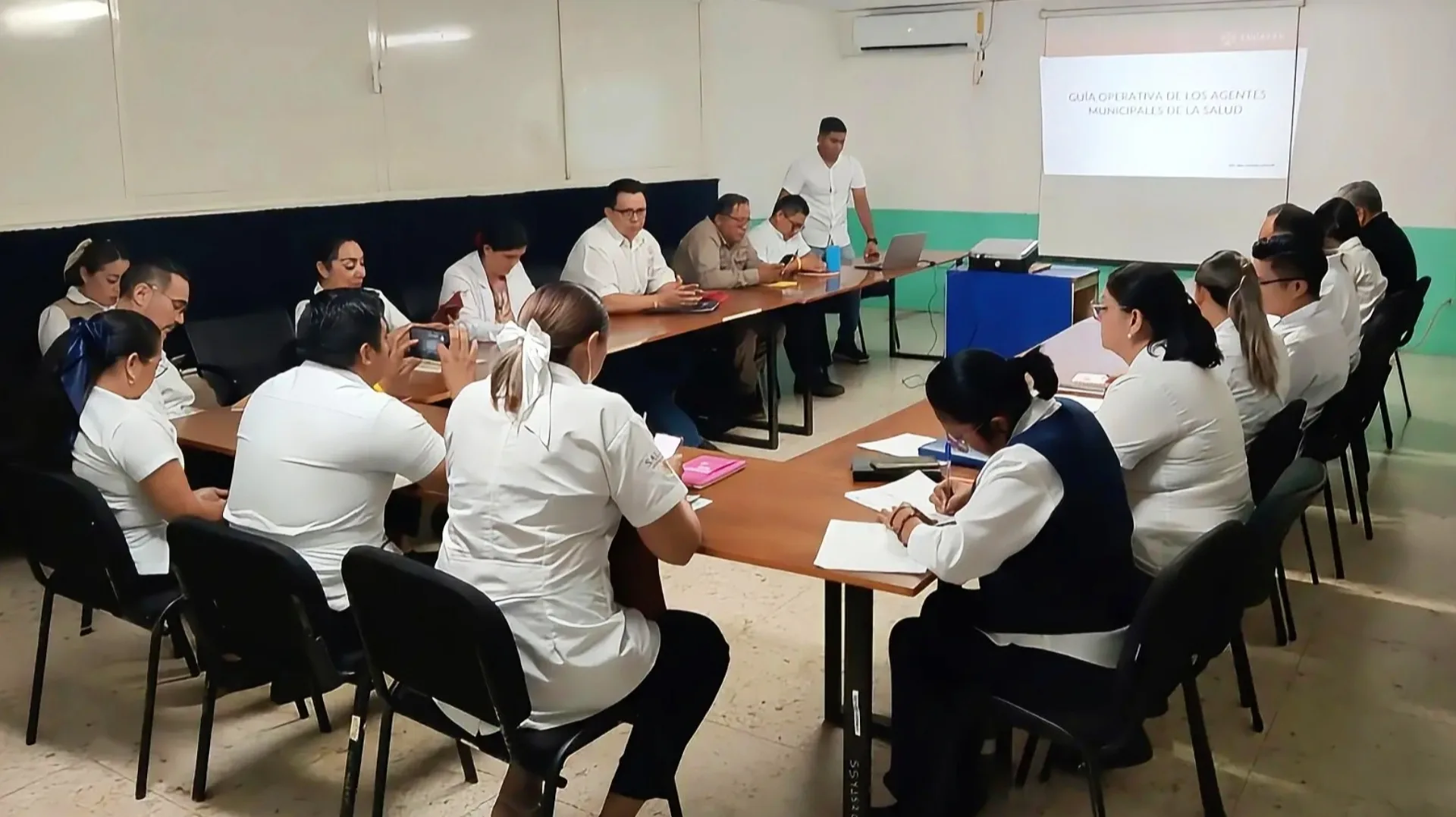 CAPACITAN AGENTES DE LA SALUD PARA REFORZAR PREVENCIÓN EN MUNICIPIOS