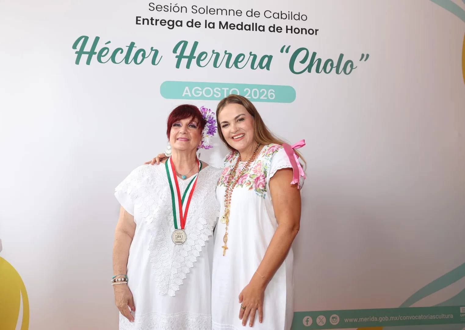 BEATRIZ YÁÑEZ, LA BOMBA, RECIBE MEDALLA HÉCTOR HERRERA CHOLO 2026