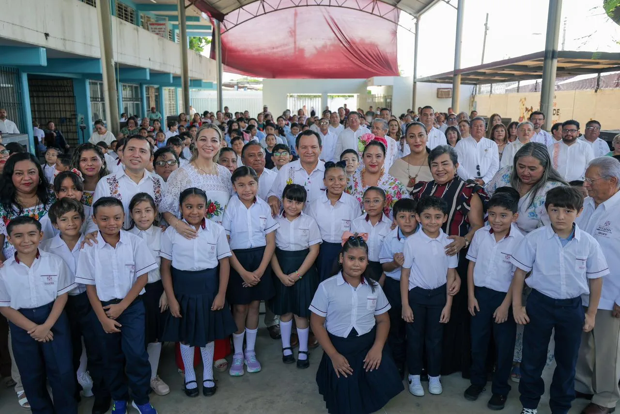 DIGNIFICAN PRIMARIA EN EL ARRANQUE DE ESTE CICLO ESCOLAR