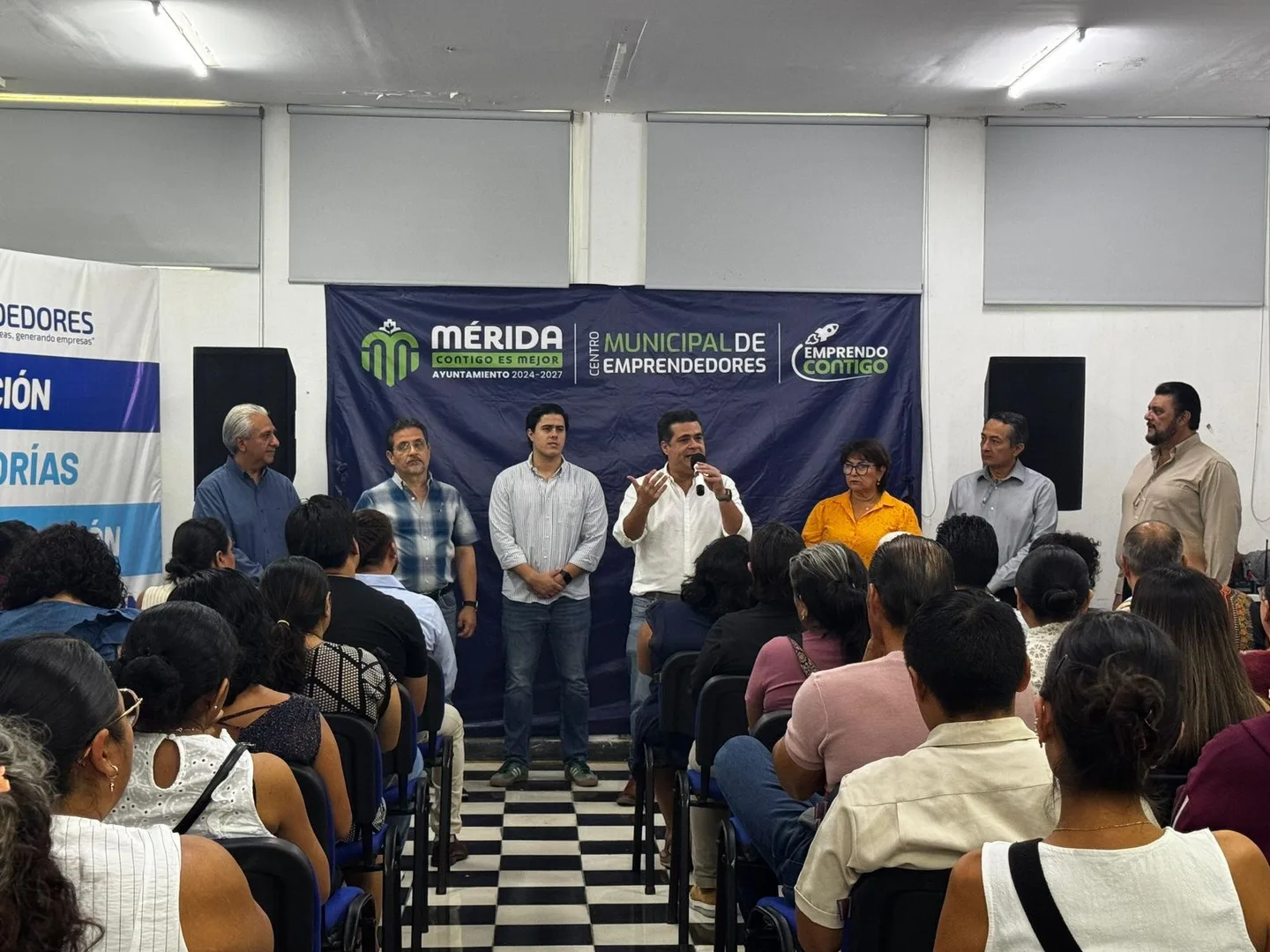 EMPRENDO CONTIGO ATRAE CIENTOS DE PROYECTOS