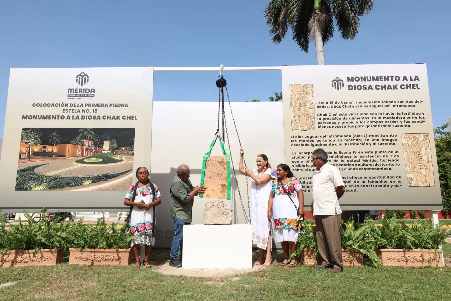 COLOCAN PRIMERA PIEDRA DE LA ESTELA MAYA 18