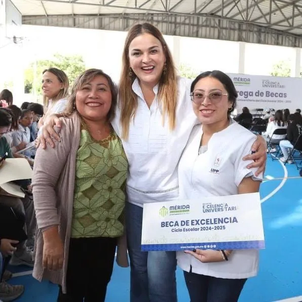 BECAS A JÓVENES UNIVERSITARIOS MERIDANOS