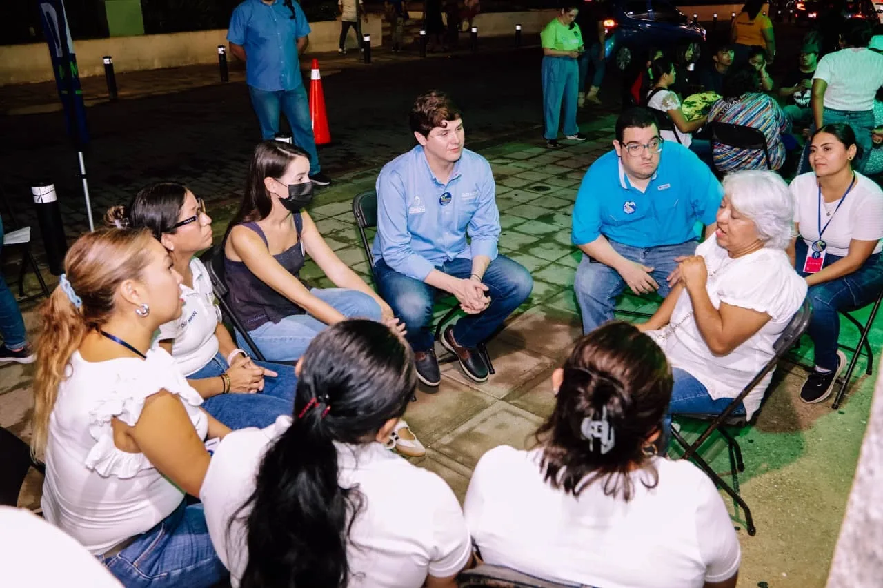 PRIMER ENCUENTRO DE BIBLIOTECA HUMANA DE MÉRIDA