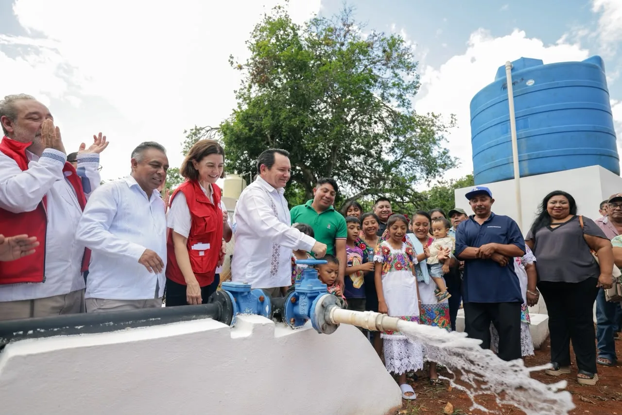 CUMPLE EL RANACIMIENTO MAYA, AGUA POTABLE Y SANEAMIENTO EN TEKAX