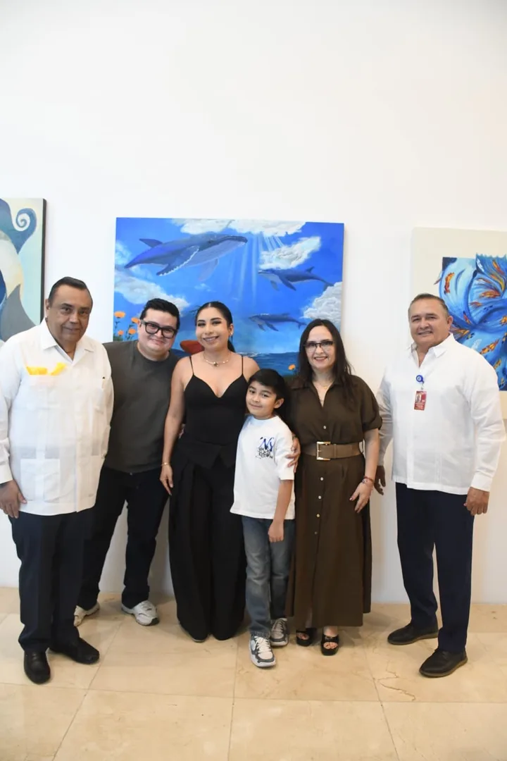 TALENTO Y DIVERSIDAD ARTÍSTICA DE MUJERES EN EL AEROPUERTO DE MÉRIDA