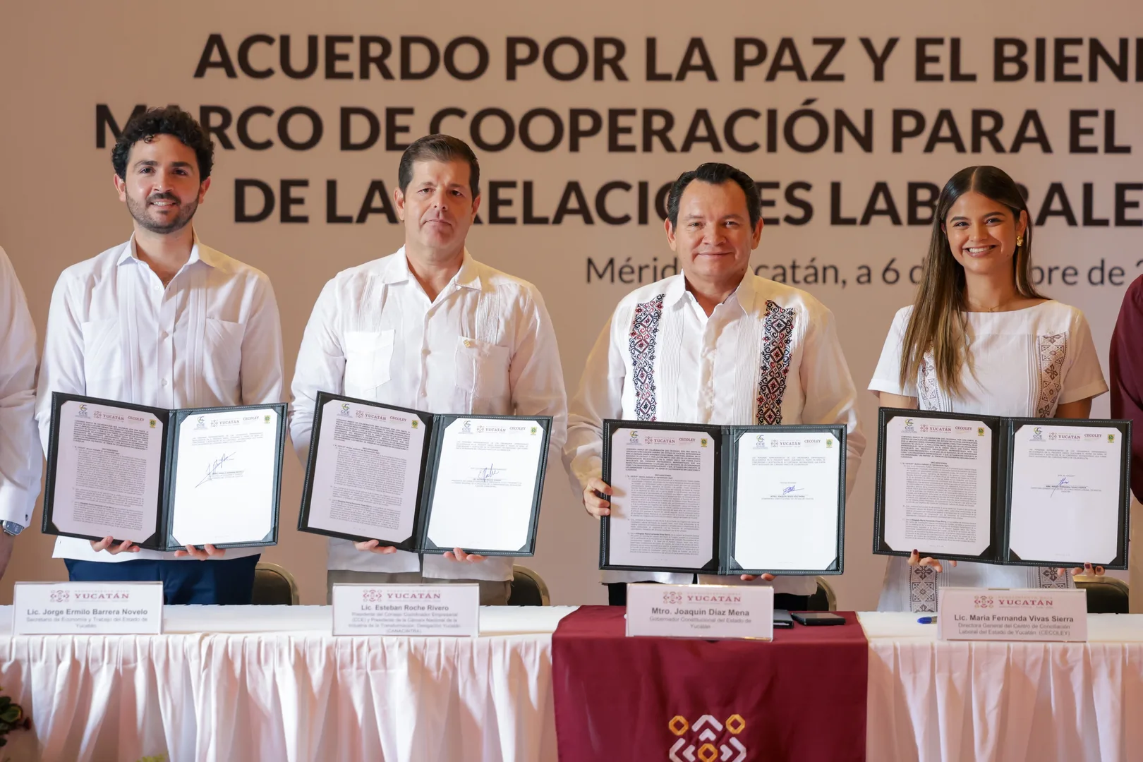 UNEN A TRABAJADORES Y EMPRESAS PARA FORTALECER LA PAZ LABORAR EN LA ENTIDAD