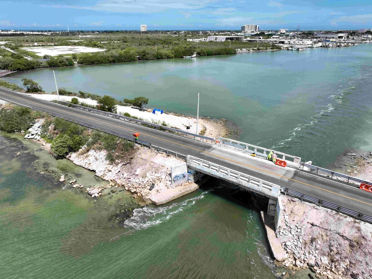 ANUNCIA SICT EL INICIO DE OBRAS DE RECONSTRUCCIÓN DEL PUENTE YUCALPETÉN II