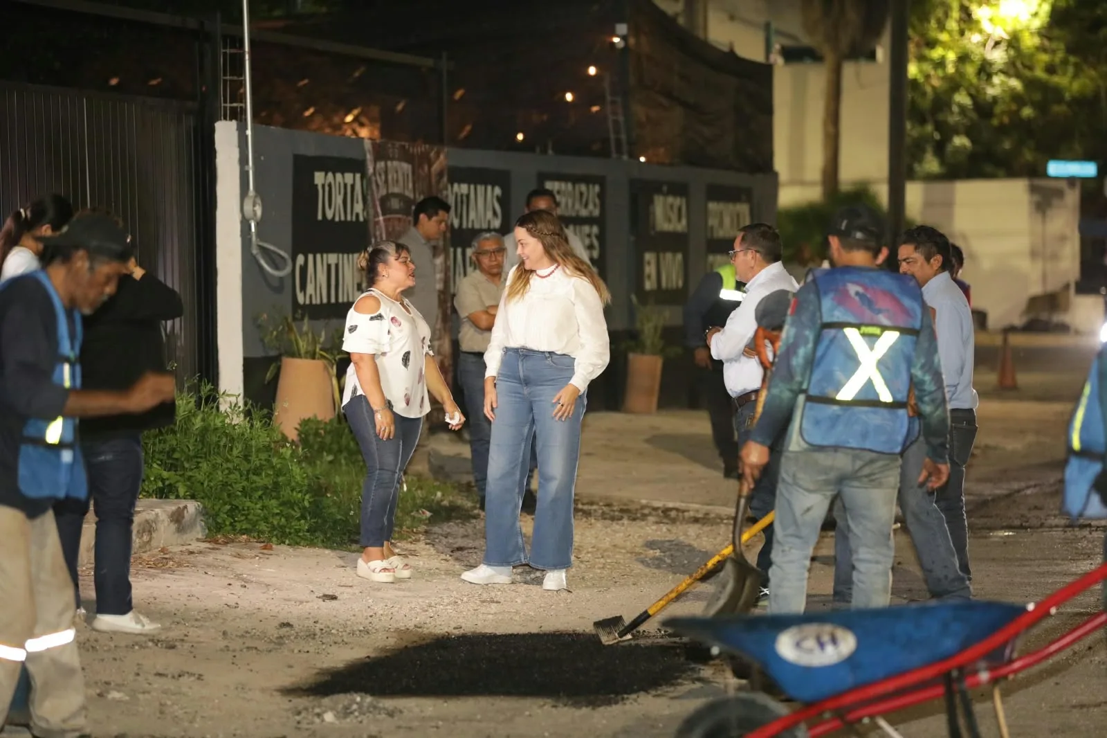 DESPLIEGAN CUADRILLAS DE BACHEO POR TODO MÉRIDA