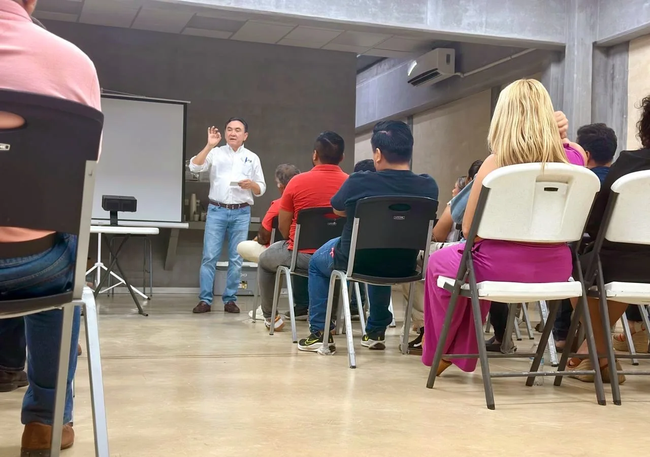 RECONOCEN LIBORIO VIDAL A LA BASE MORENISTA EN MÉRIDA